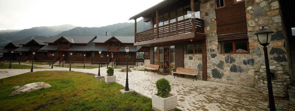 Hotel Banguriani Mestia Exterior foto