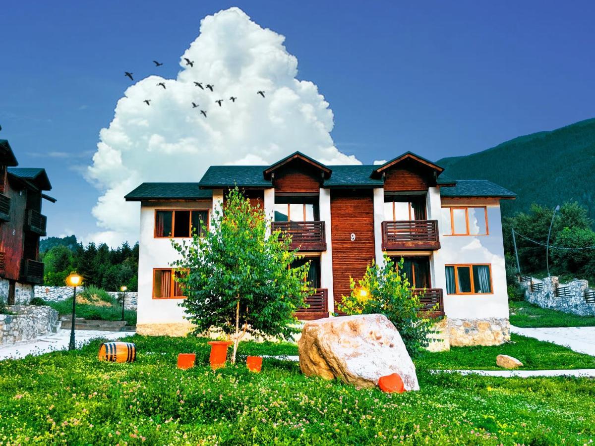 Hotel Banguriani Mestia Exterior foto